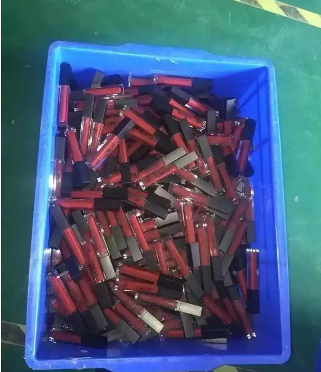 迪奥阿玛尼口红中样是正品吗,阿玛尼dior和ysl