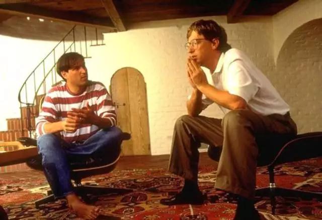 罕见的李嘉诚、20岁的屠呦呦、没长高的姚明，这是最珍贵的照片