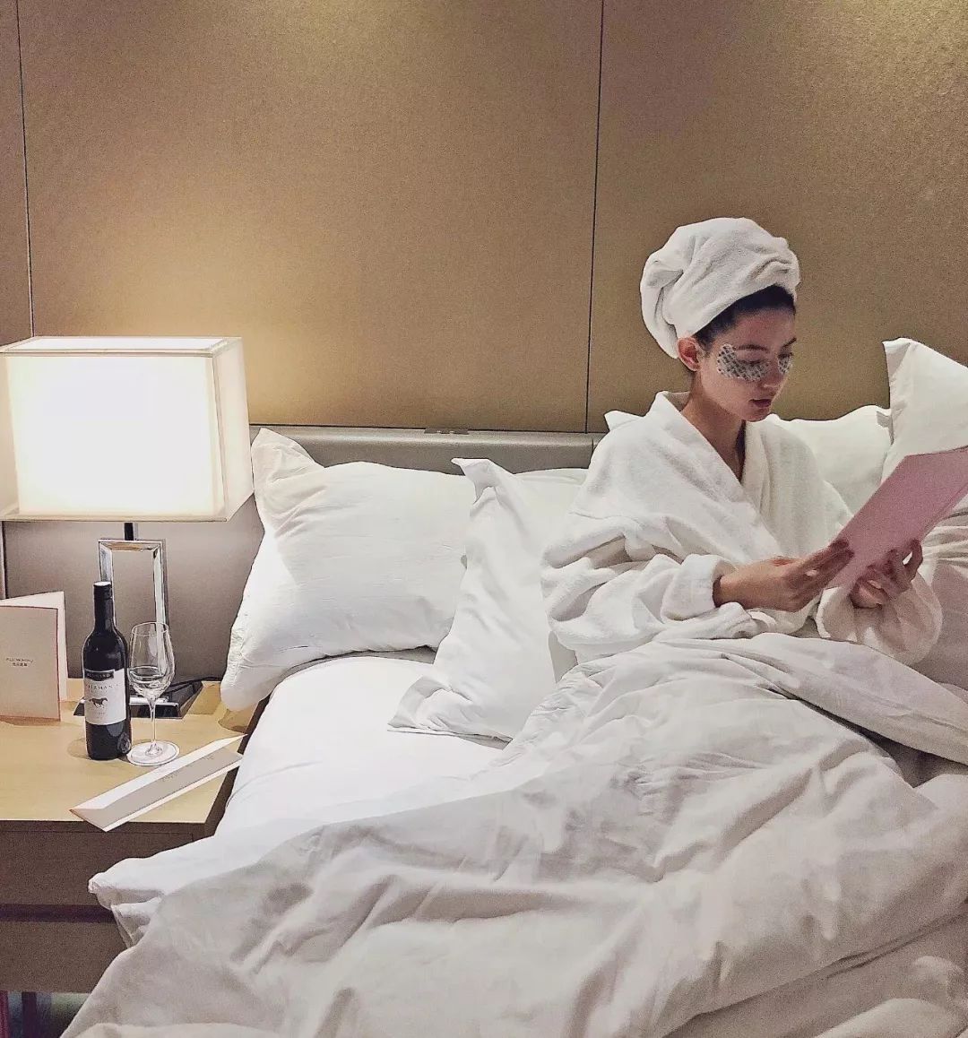 朱丹被评价,朱丹被嘲爱得卑微