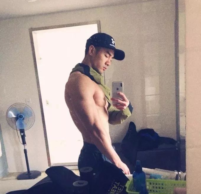 没有肌肉的男模特,没有肌肉可以做男模吗