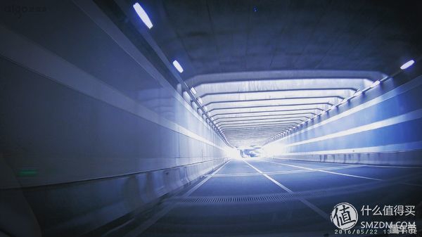 行车记录仪装上去怎么设置,行车记录仪装卡位置