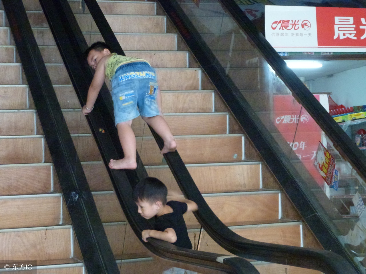 孕期老是容易对儿子发火怎么办,怀孕的妈妈遇到熊孩子怎么办