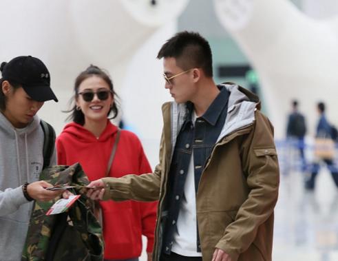 井柏然周冬雨马思纯,马思纯周冬雨七月与安生视频