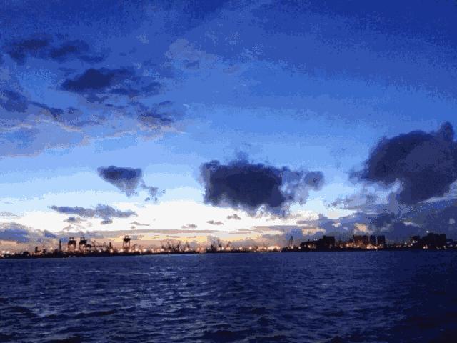 春风十里，不如花开万株！周末去哪？带你玩转特呈岛！