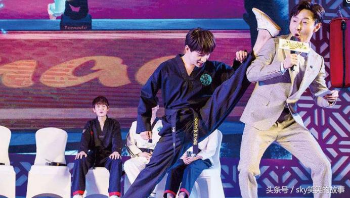 男明星杨洋帅气,明星杨洋超帅名场面