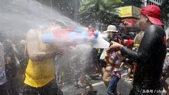泰国泼水节游玩穿搭,泰国泼水节游玩的最全攻略