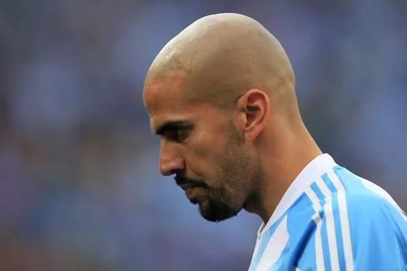 贝隆射门,贝隆踢球风格