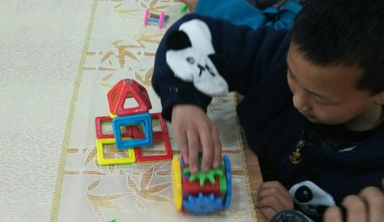 春意无限盎然潜能悄然勃发一一一淅川县寺湾镇三小阳光向上心理社团活动掠影