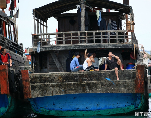 三亚东岛豪华游艇一日游,三亚东岛海鲜