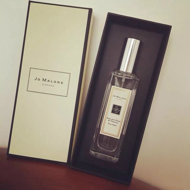 最有男人味淡香的香水推荐,闻香识女人里提到的香水