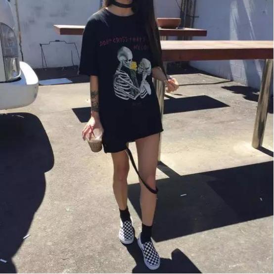 舒适又百搭的帆布鞋怎么穿都好看,帆布鞋时尚又百搭上脚特别好看