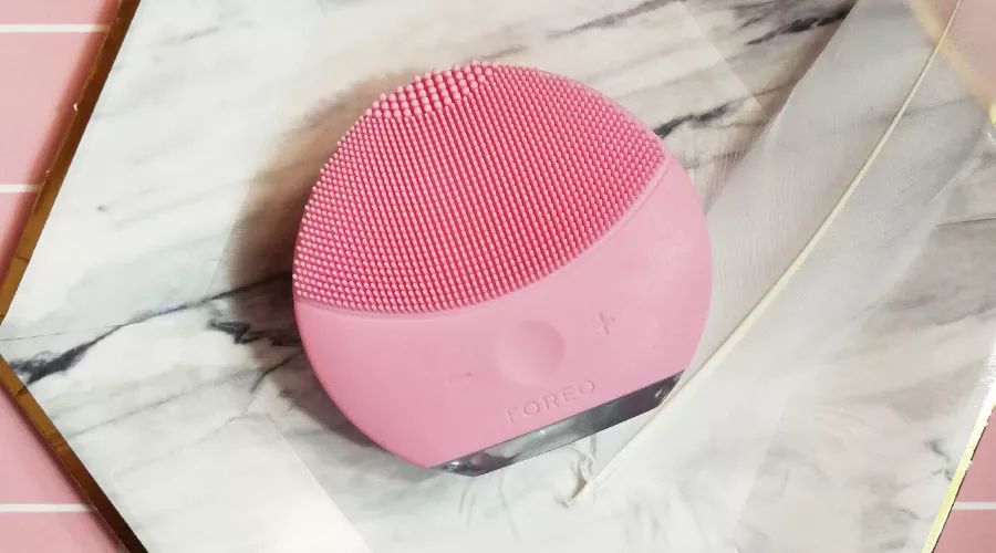 张韶涵在崩溃的时候怎么走出来的 (张韶涵自律到底有多强大)