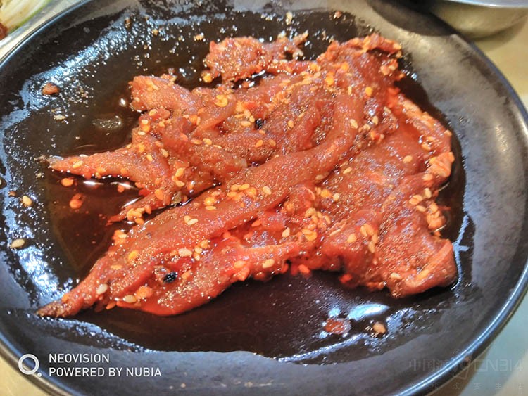 努比亚30w双口氮化镓快充测评,努比亚全面屏手机测评