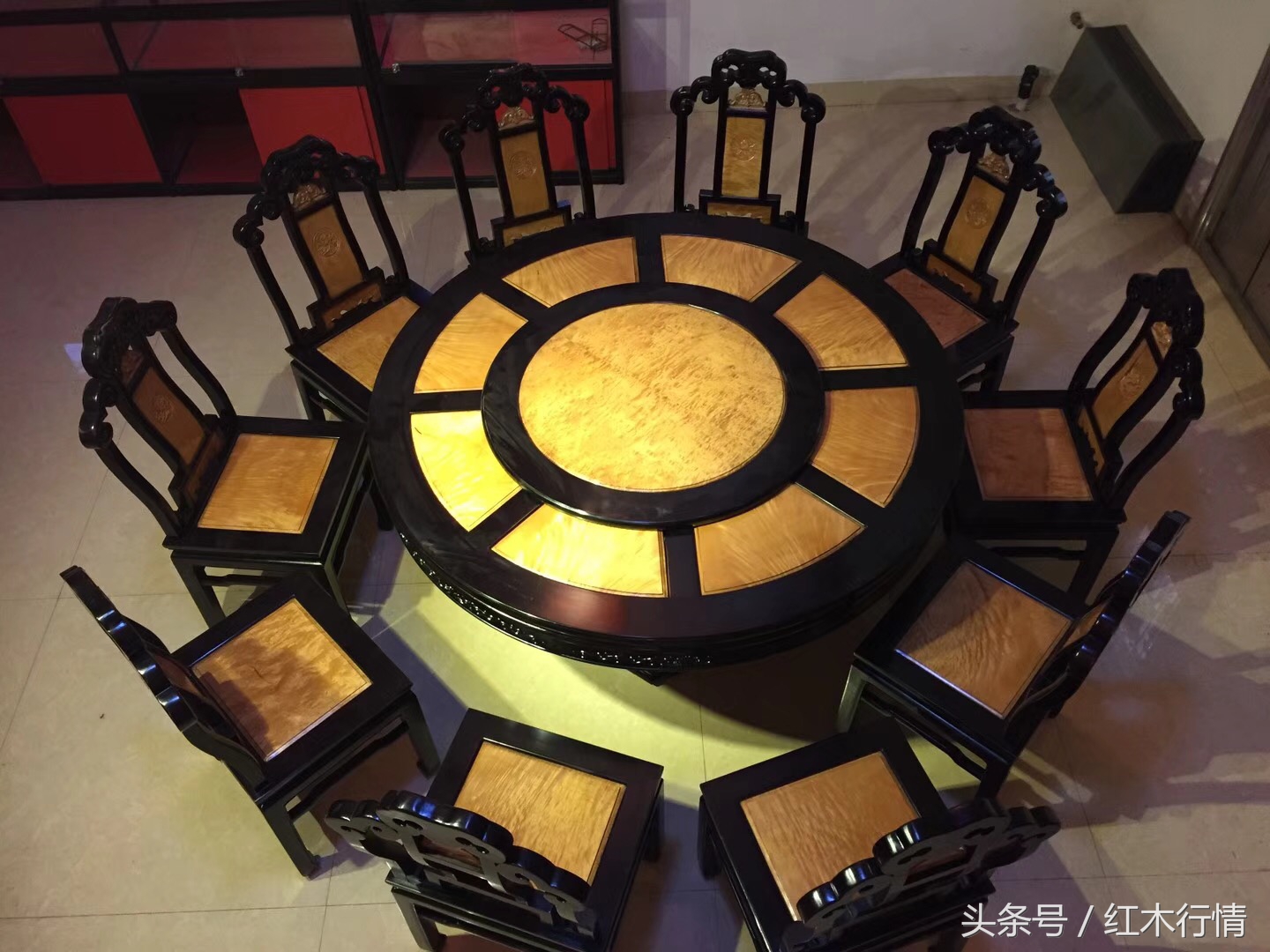 最流行的红木餐桌,哪种红木餐桌最实用好看