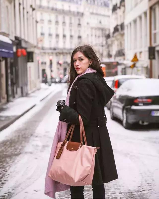 女士真皮包包100%真皮春夏款,今年春夏流行的包包