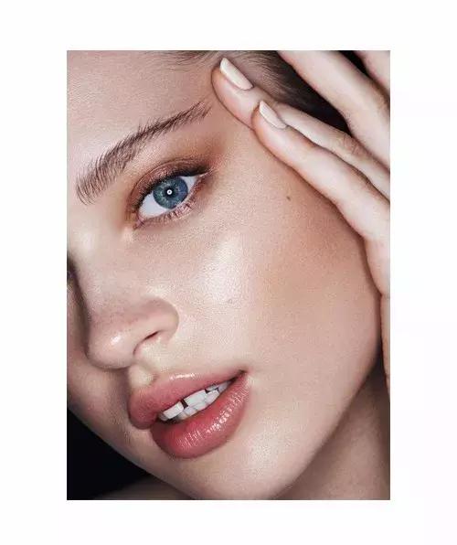 打造完美妆容正确化妆的九大步骤,完美意境透明感妆前乳