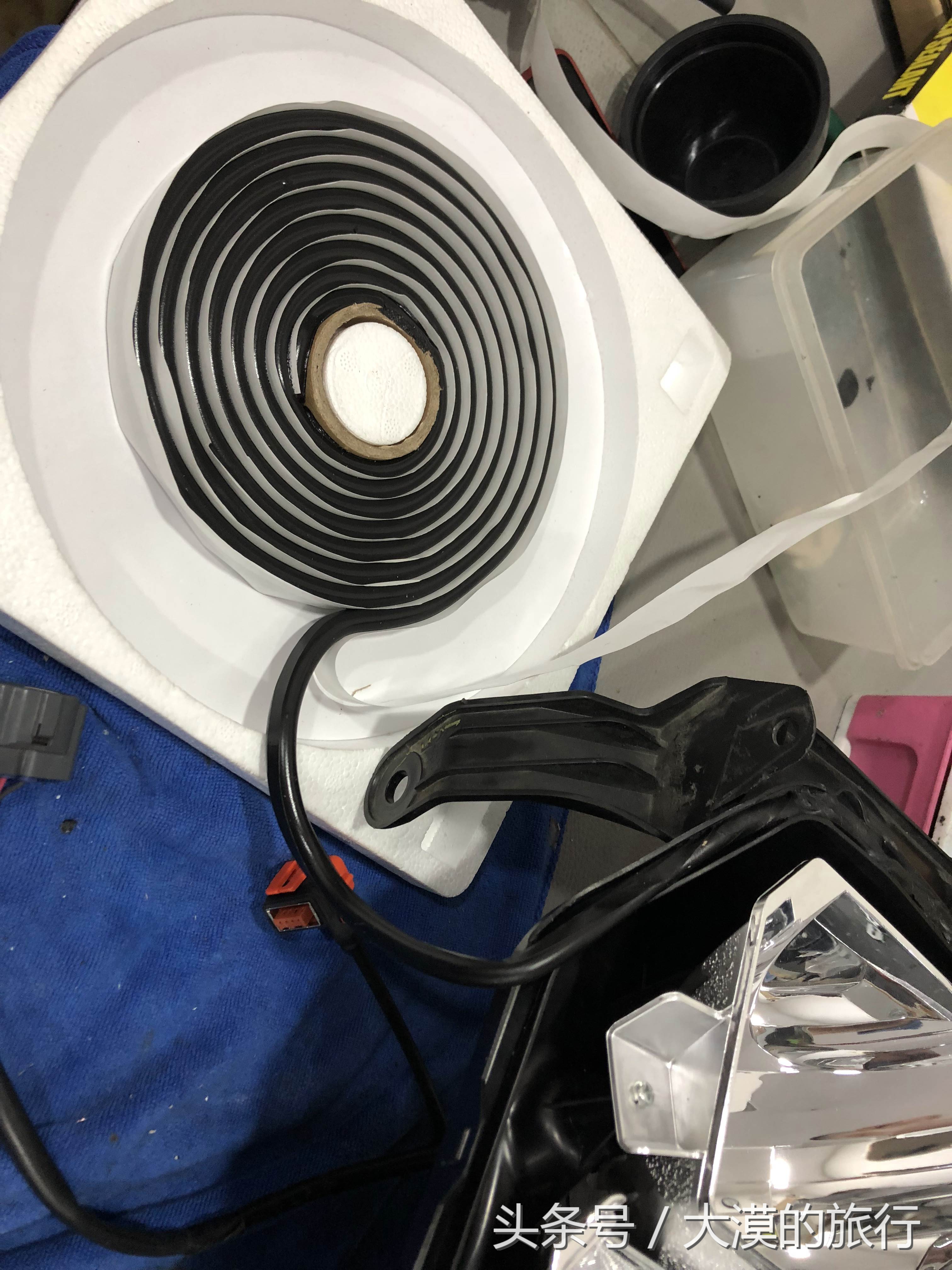 丰田坦途黄光灯,丰田坦途欧司朗激光大灯