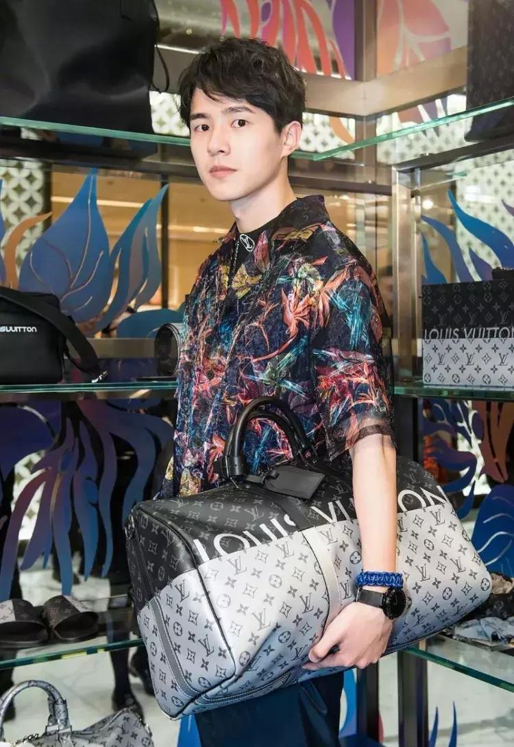 lv箱包其实没有稀缺性,lv箱包展示视频