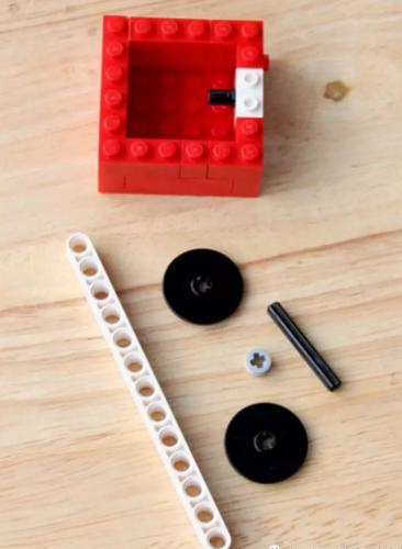 越玩越聪明的玩具自制,乐高可以拼三种玩具