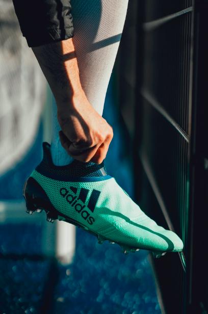 为什么梅西总是穿阿迪达斯的球鞋,托马斯穆勒阿迪达斯