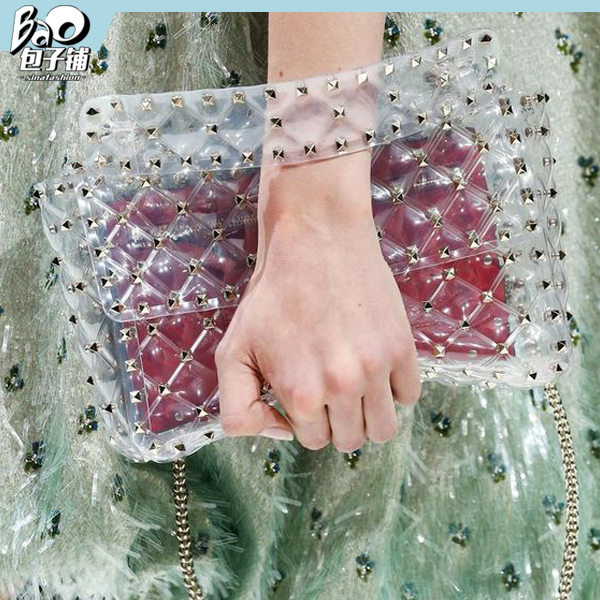 pvc包包变黄,PVC包包为什么那么贵