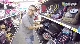 生孩子老公拒绝无痛分娩,妻子顺产疼痛难忍跪求丈夫剖腹产