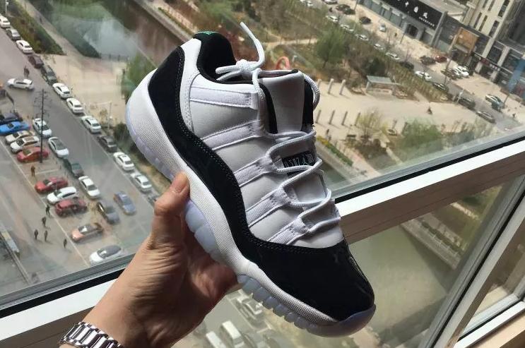 球鞋aj11变色龙复活节灰,aj11复活节鉴别方法