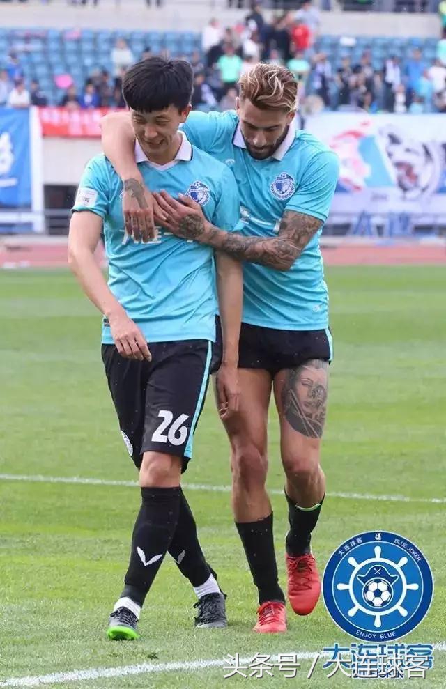 纹身不明显地方图,为什么足球队员可以纹身