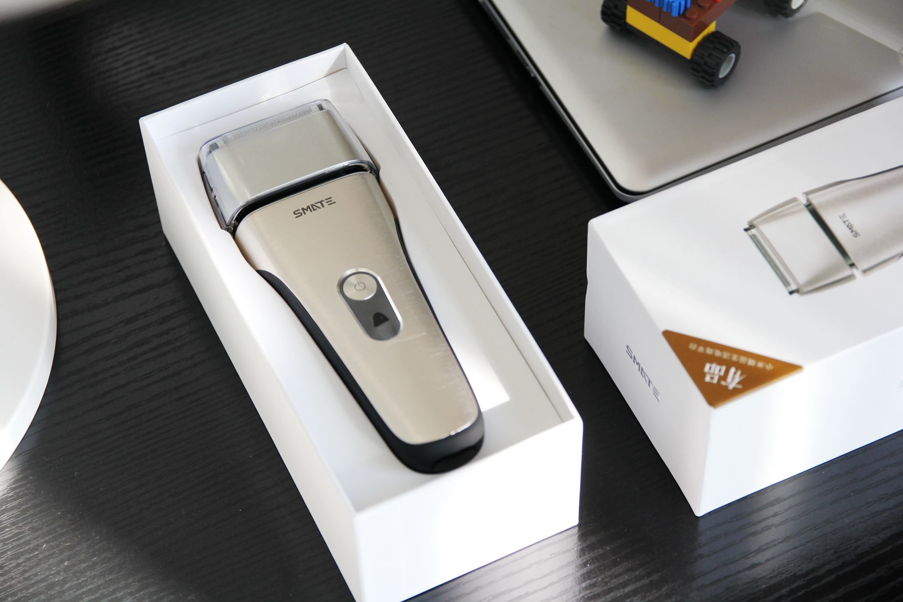 米家有品众筹完成度超1293%，这款须眉四刀头剃须刀有何魅力？