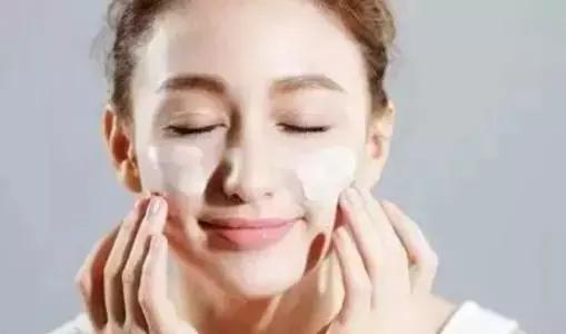 一年之计在于春春季护肤有秘诀,一年之计在于春怎么补水