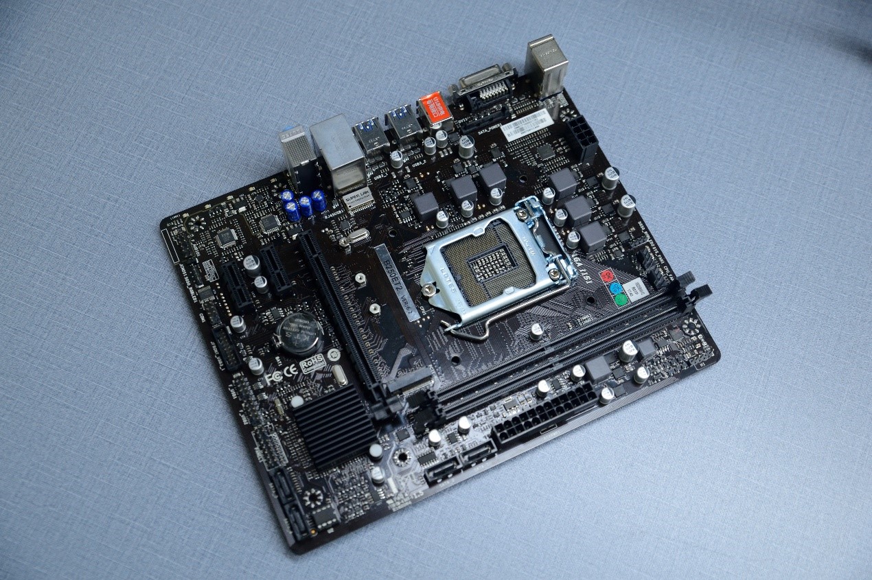 b250能直接点亮i38100吗,b250魔改后支持的cpu