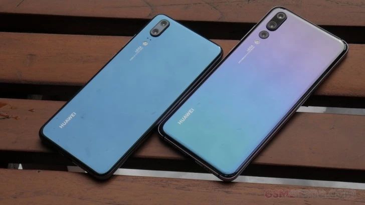 华为mate10跟p20哪个更适合入手,华为mate10和华为p20对比图片