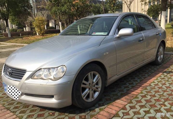 6万买了二手丰田锐志，六缸发动机真有那么大的吸引力？