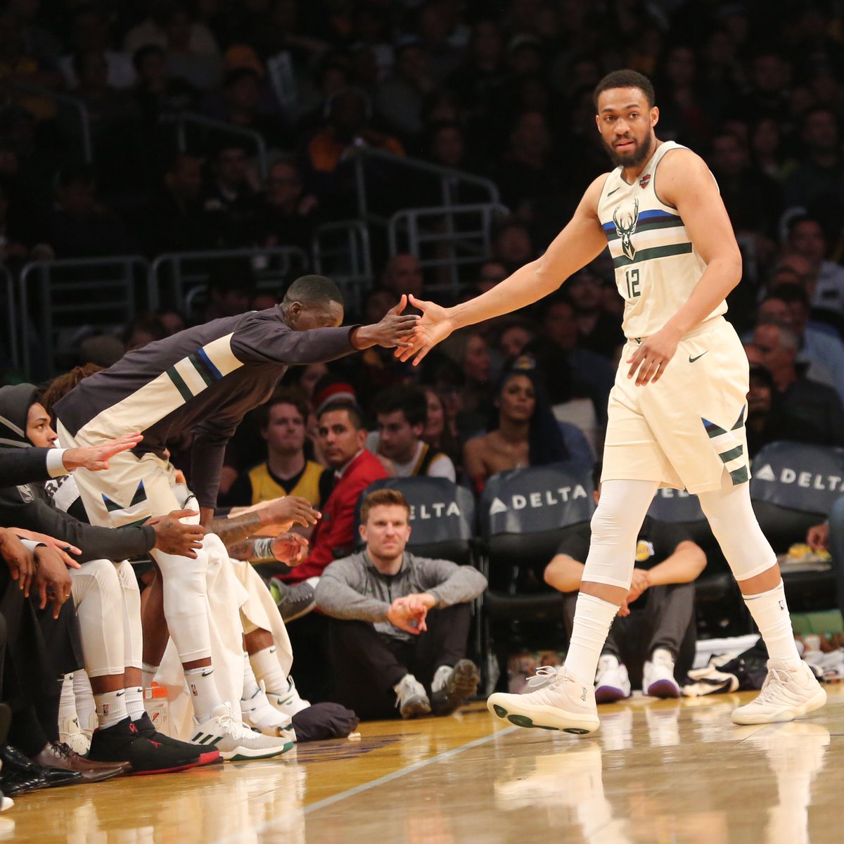 勒布朗最新战靴,勒布朗创造纪录