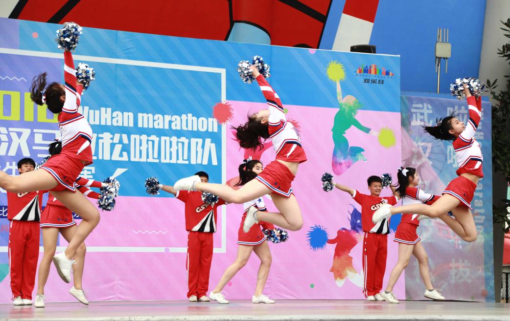 华侨城联盟竞技场表演全程,华侨城表演