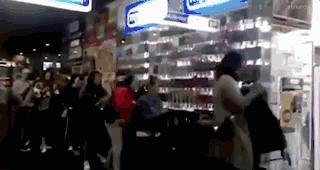 天没亮就来排队,天没亮就出门排队