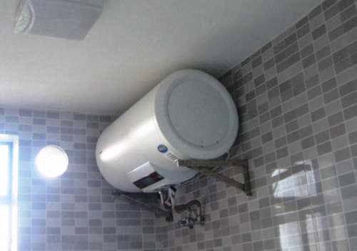 强排式热水器安装浴室内对不对,装修完还好不好安装燃气热水器