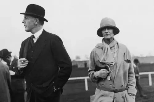 香奈儿的一生,香奈儿一生只做两件事