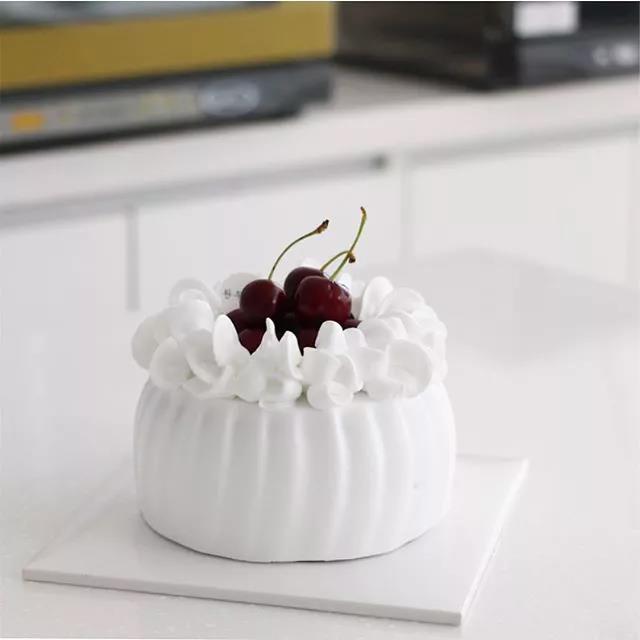 八齿裱花嘴奶油蛋糕简单造型,小孩子奶油蛋糕造型简单