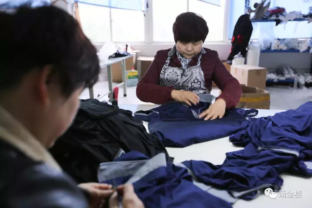 林志玲代言背心,林志玲白色背心