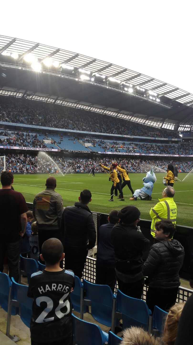 曼彻斯特感受足球气氛,曼彻斯特的足球文化