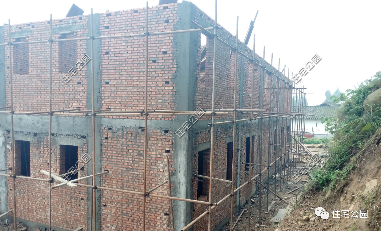 农村盖房梁板柱用什么混凝土,建房用c30还是c35混凝土好