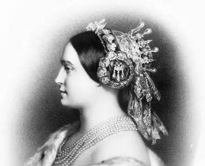 关于爱情——CartierLove长沙二手回收的春天