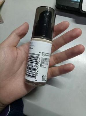 露华浓510和雅诗兰黛420,露华浓225和雅诗兰黛42颜色一样吗