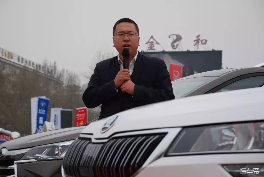 文体广场车展,文体宫车展直播