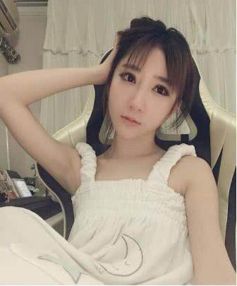 鏂楅奔浠ュ墠涓夐獨鍒嗗埆鏄摢浜涗汉,鏂楅奔鐜板湪涓夐獨鍒嗗埆鏄摢浜涗汉