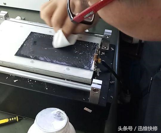 手机外屏维修全套教程,手机换屏快修上门服务