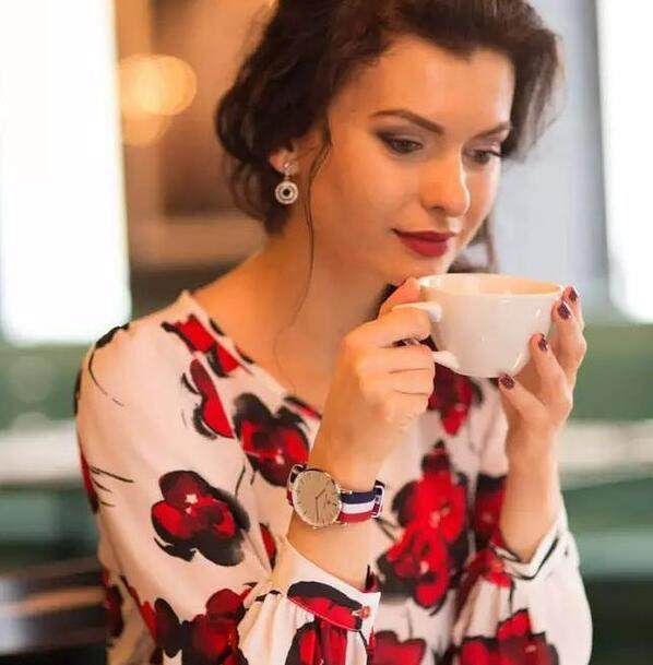 轻松get女神气质适合夏天戴的手表,适合女生的轻奢手表