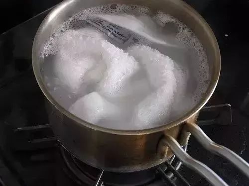 怎么会呢,闺蜜家的毛巾也发生了病变,你还在这样做来欺骗自己吗