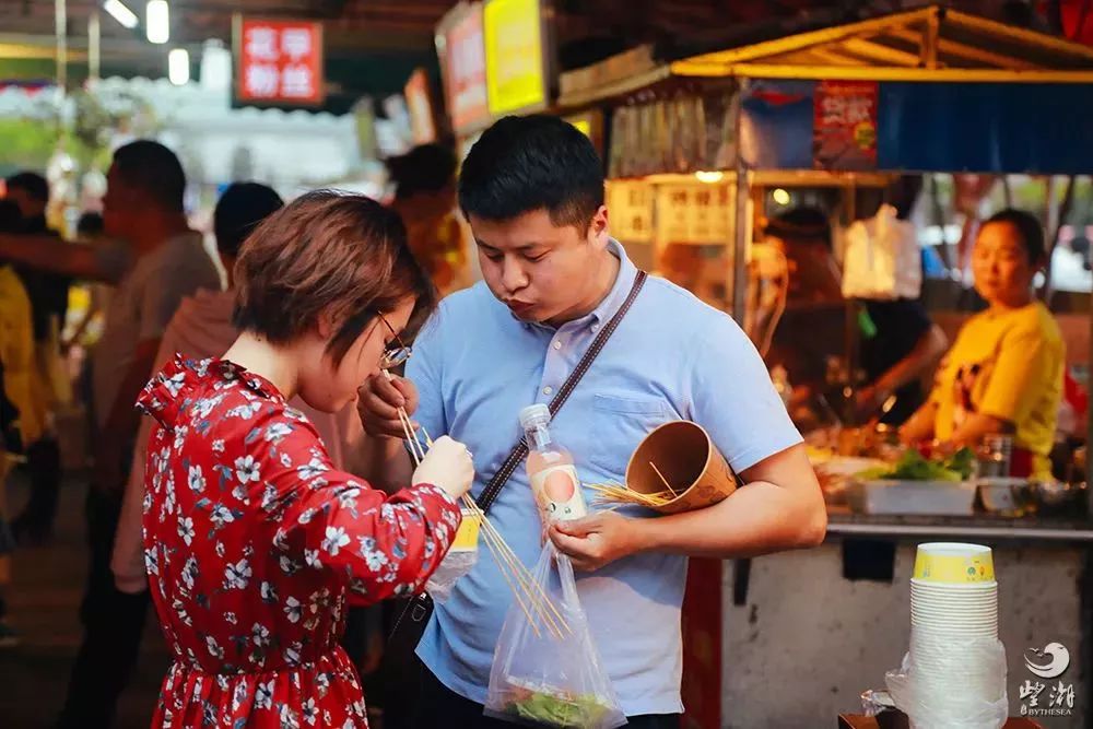 宁波大学这条美食街，承包了千万学子的胃！那里有你的青春吗？